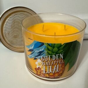 Bath & Body Works Candle - Golden Pineapple Luau